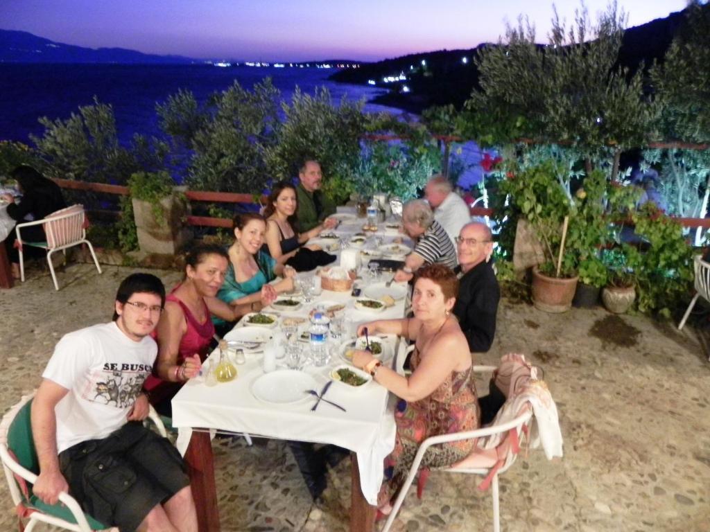 Assos Terrace Hotel Exterior foto