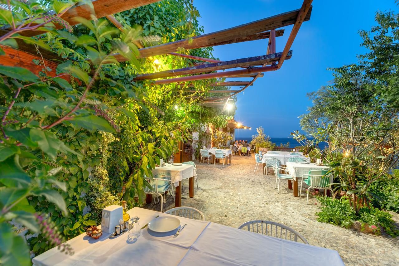 Assos Terrace Hotel Exterior foto